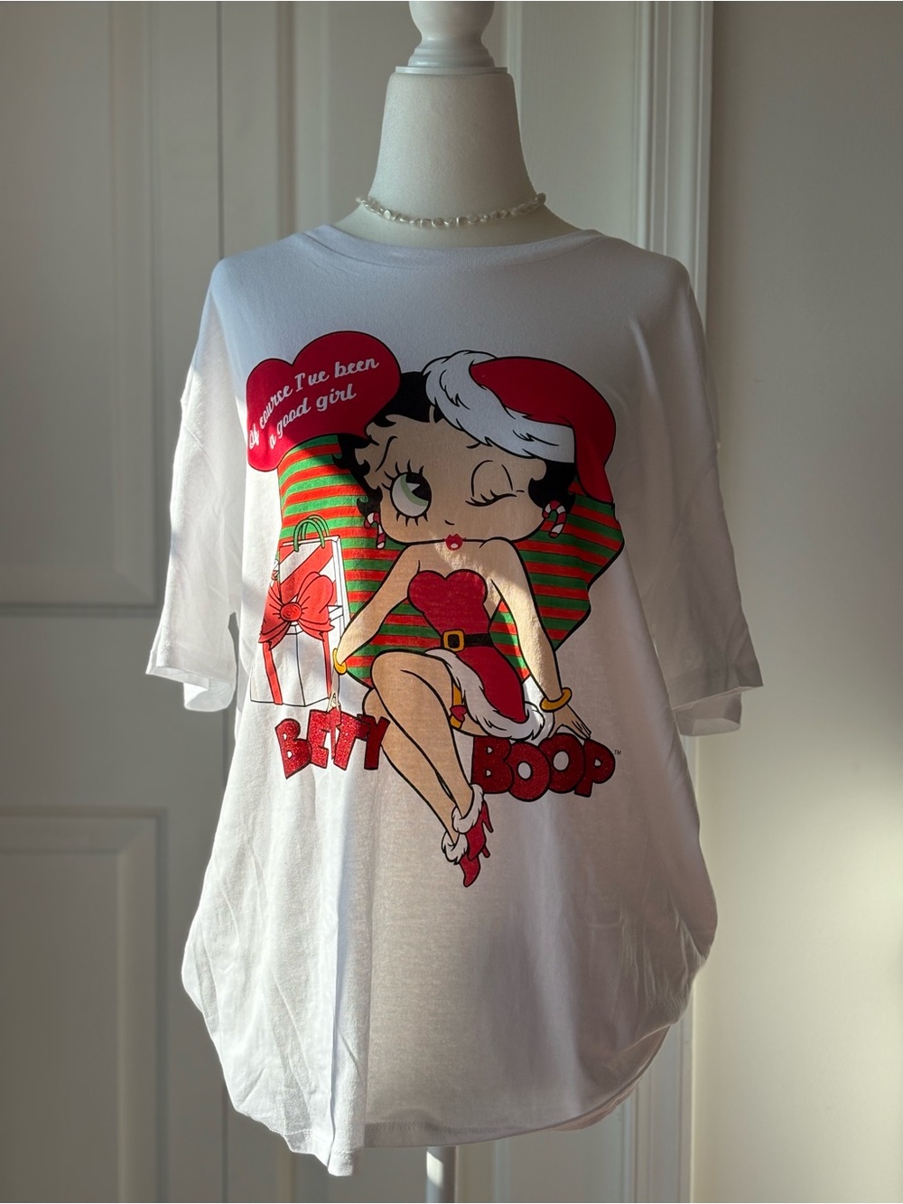 Betty Boop White Short Sleeve Holiday Graphic Tee with Red & Green Print